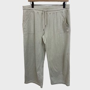 Vuori Grey Wide Leg Cropped Athletic Pants Medium